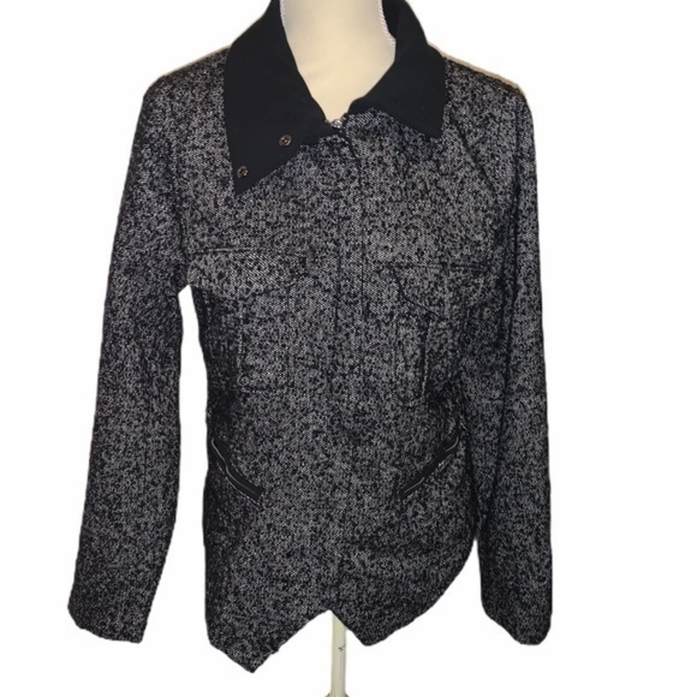 L Gap tweed jacket